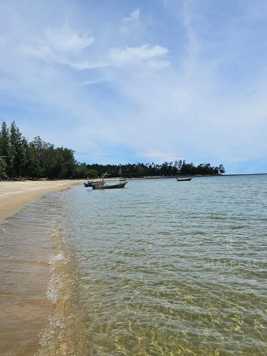 Beachfront House – photo 37