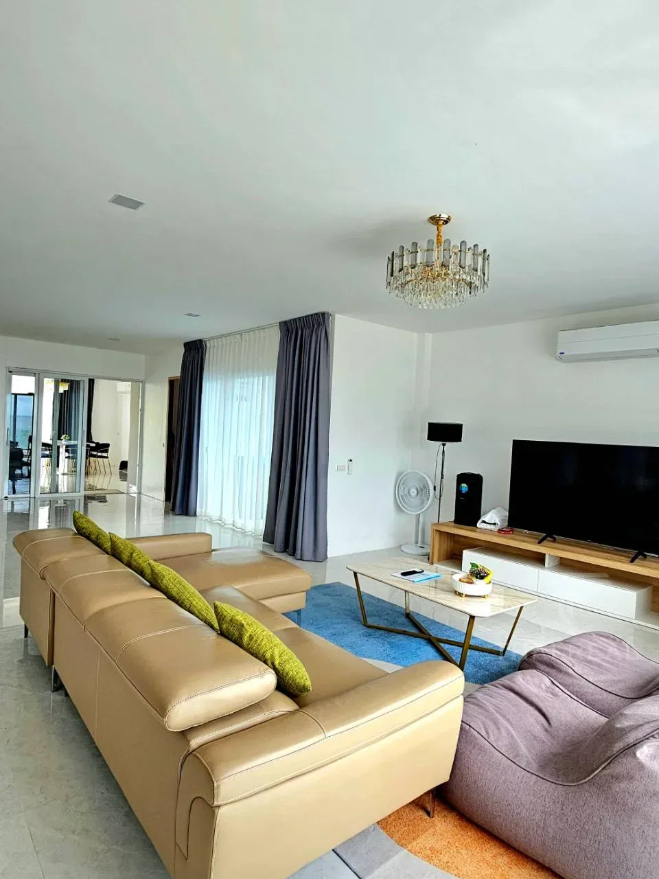 Beachfront House – photo 25