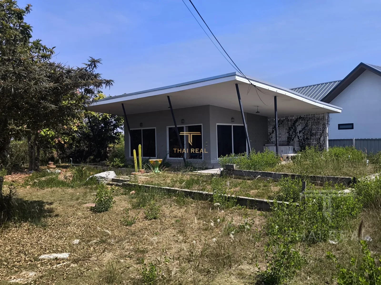 Countryside House with Large Garden