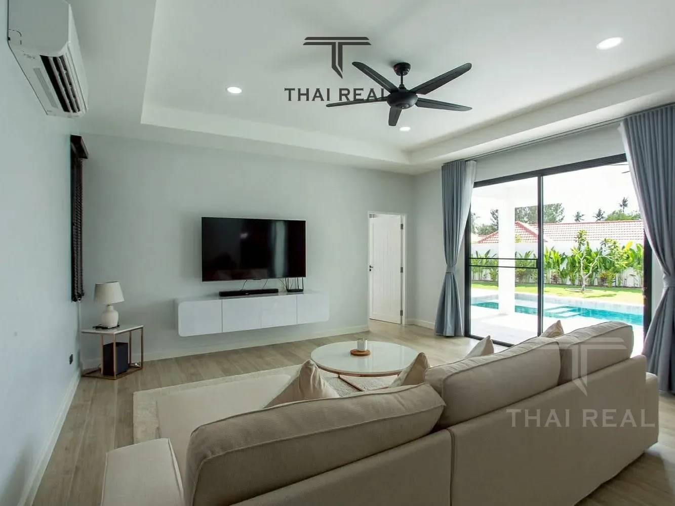 Luxury Saltwater Pool Villa – photo 11