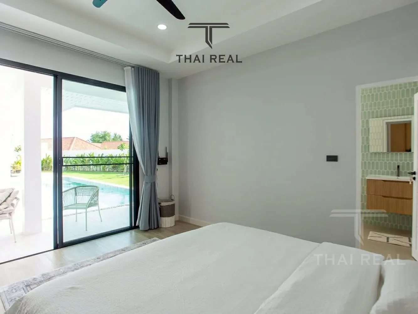 Luxury Saltwater Pool Villa – photo 20