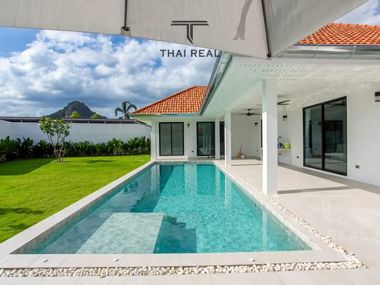 Luxury Saltwater Pool Villa – photo 25