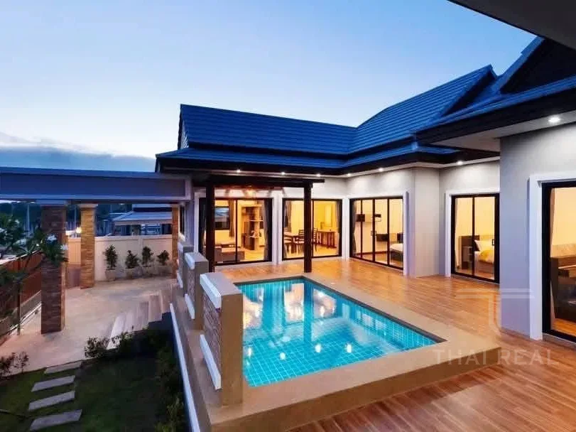 Private Pool Villa near the Beach