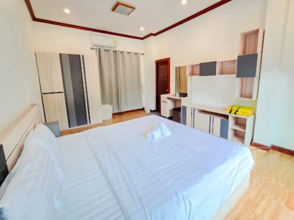 Family Pool Villa near the Beach – photo 32