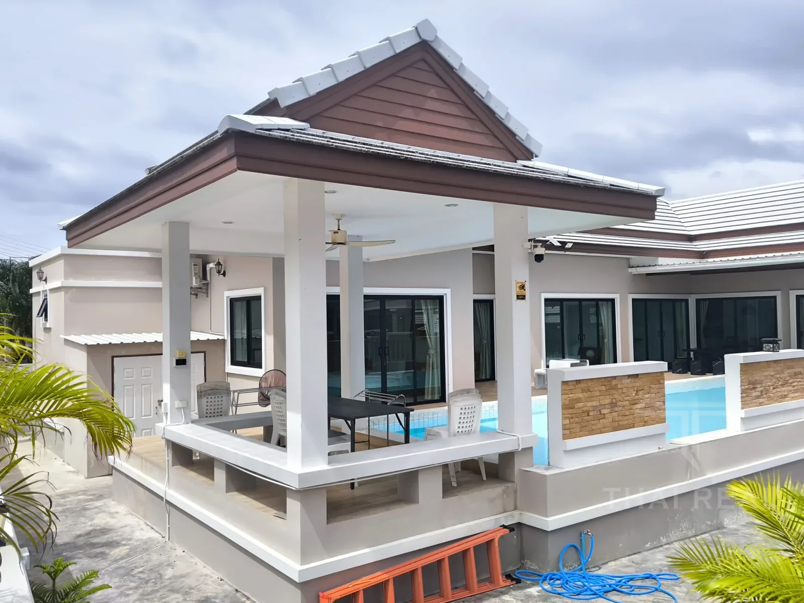 Elegant 4-Bed Private Pool Villa near Beach