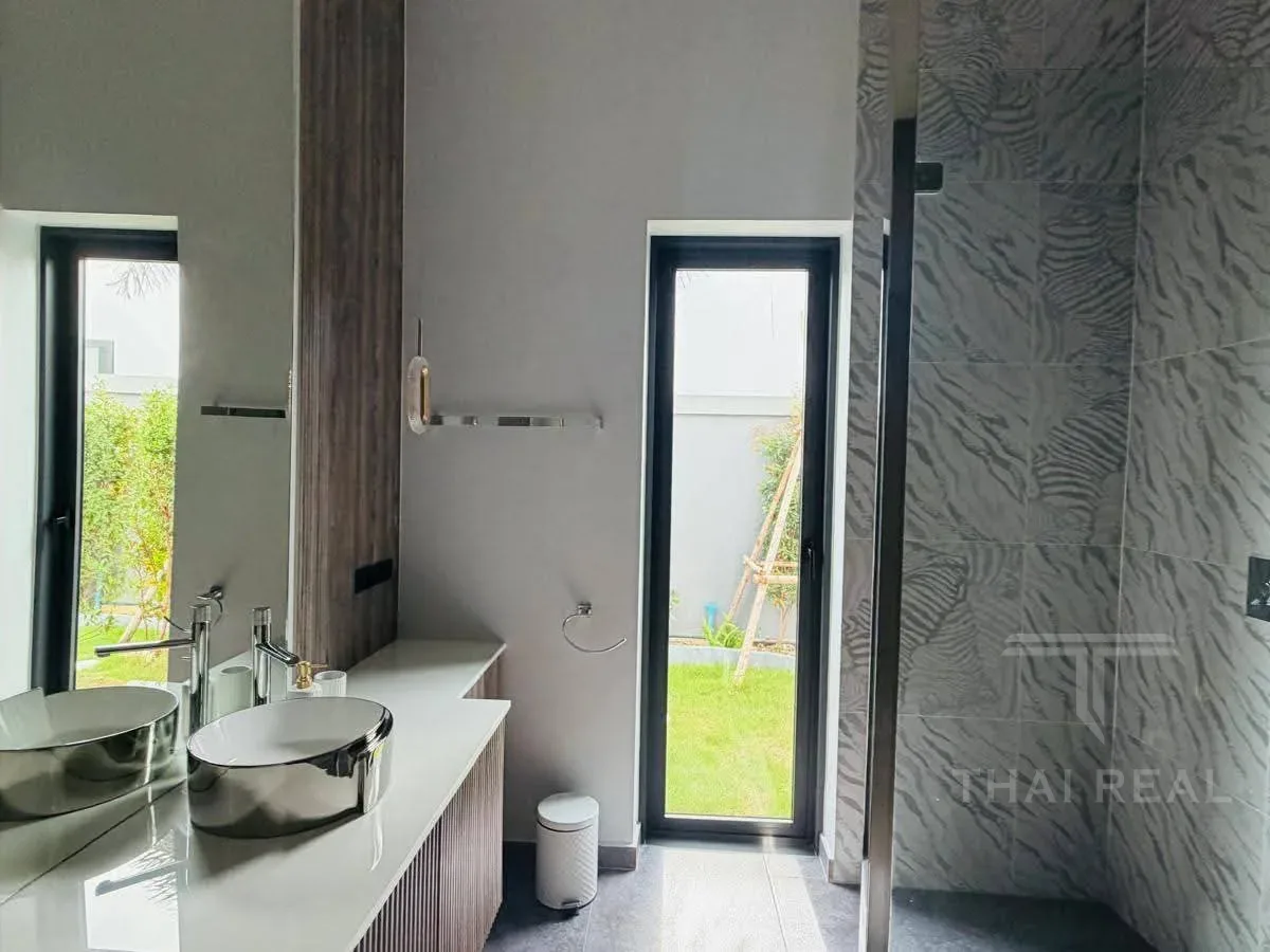 Brand-New Luxury Pool Villa – photo 21